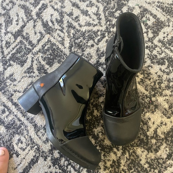 The art company boots - Picture 1 of 7